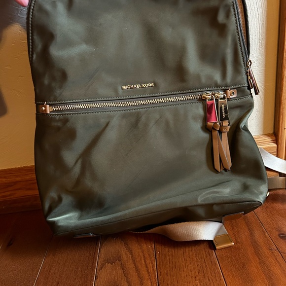 Michael Kors backpack - Picture 7 of 10